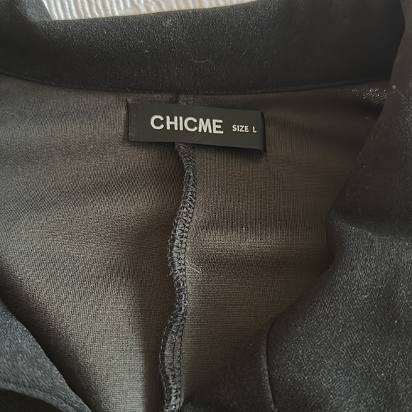 Chicme - Large Black Suit 2pc set / gold trim buttons - Picture 4 of 4